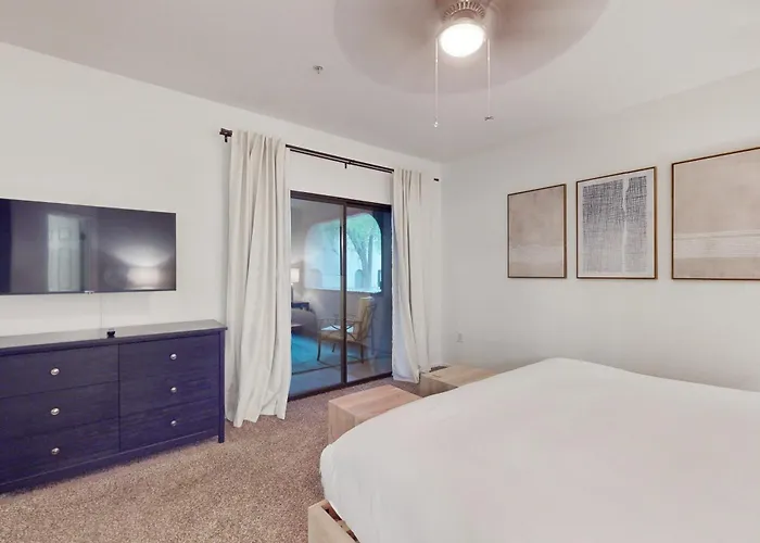 Desert Chic Retreat * Scottsdale